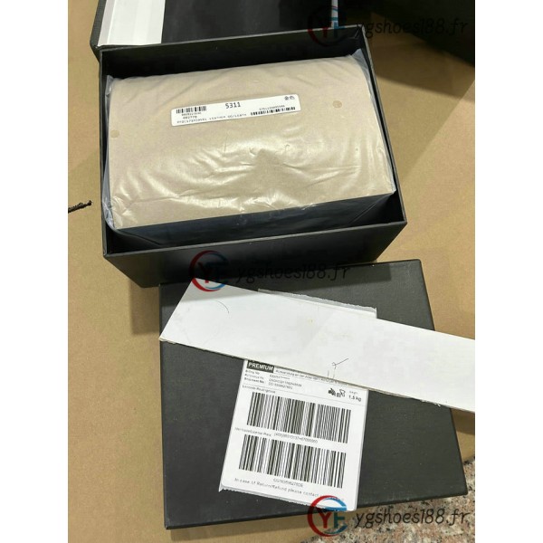 Expédition en Direct ygshoes188 - qiqiyg.com qiqiyg Whatsapp YF148